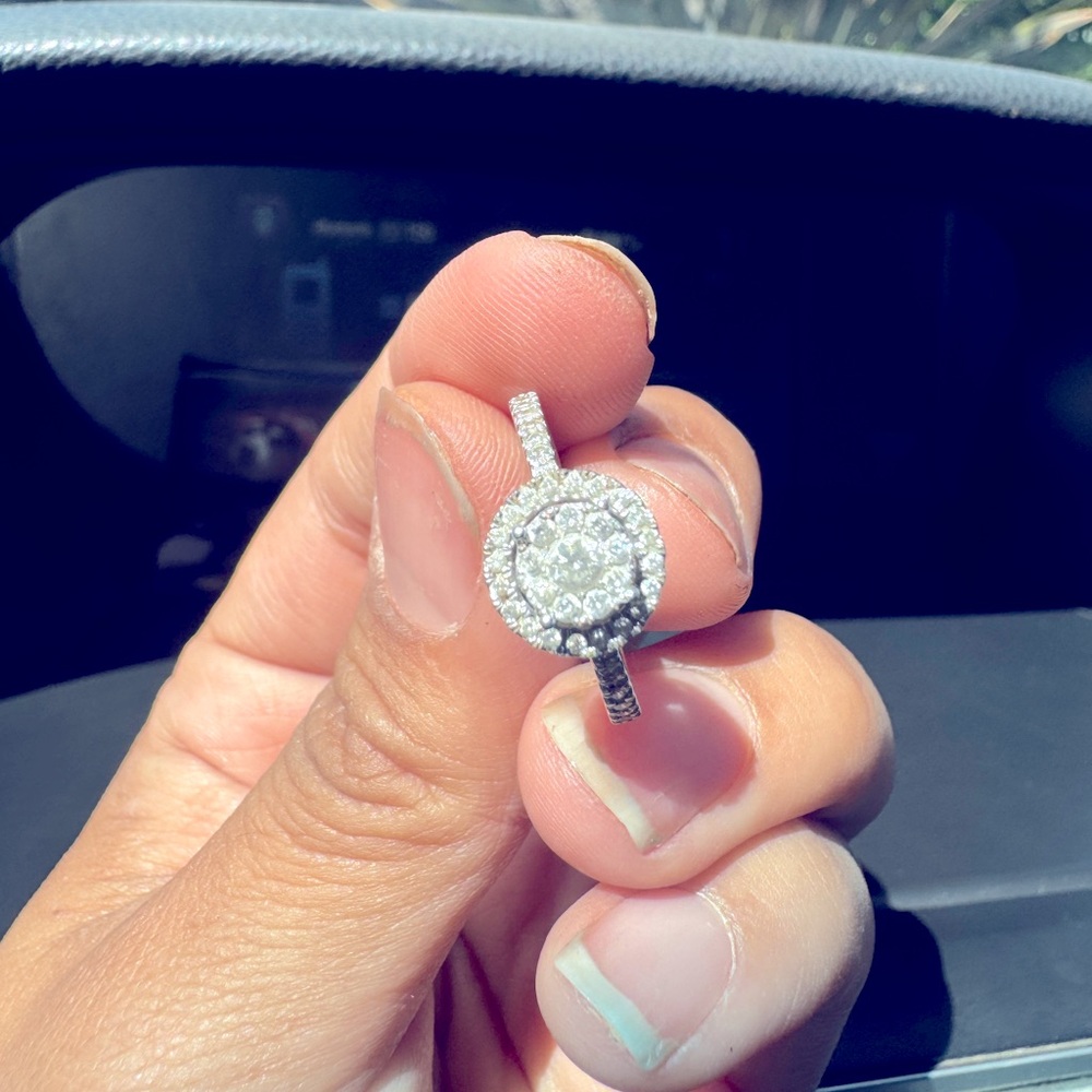 Beautiful basically new engagement ring. From zales
